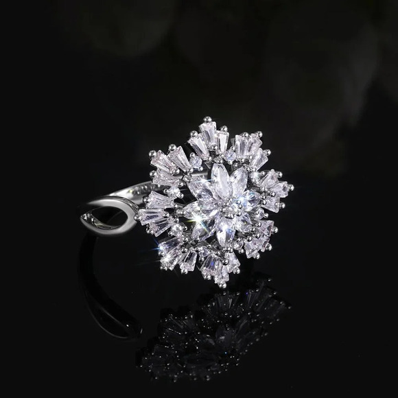 🎀Sweet Snowflake Zircon Lovely Dainty Flower Rings For Women, MARR9046 - Picture 2 of 5